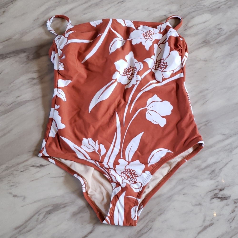 Kona Sol one piece swimsuit NWT